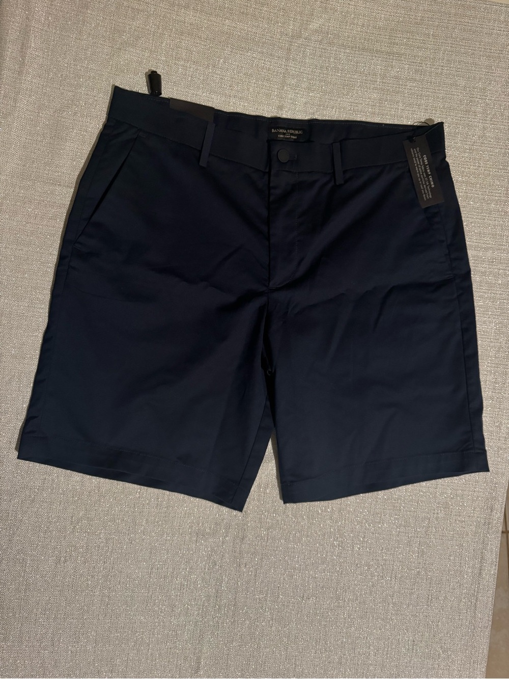 Banana Republic Men's Navy Flat Front Shorts